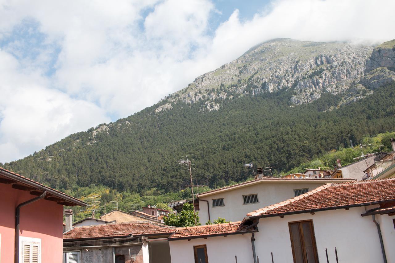 Il Mughetto Bed & Breakfast Celano Exterior photo