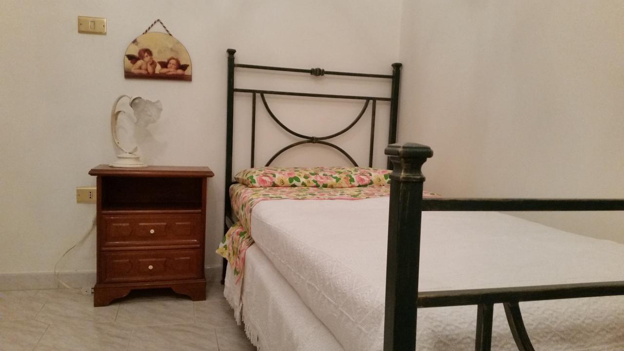Il Mughetto Bed & Breakfast Celano Exterior photo